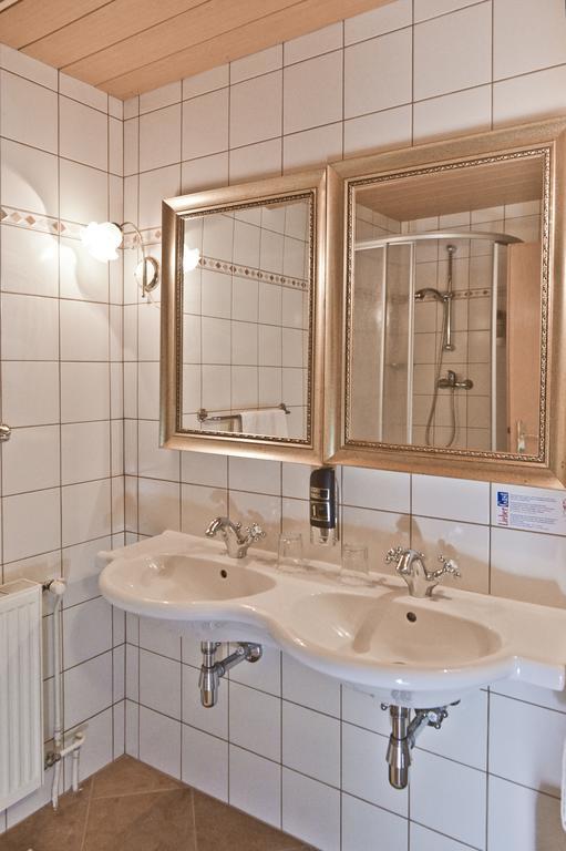 Pension Zierlinger Зенфтенберг Номер фото